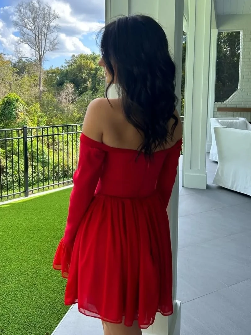Sexy Long Flare Sleeve Lace-up Bow A-line Dress Women Black Red Off Shoulder Backless Pleated Mini Dresses Evening Party Clubwea Sexy Long Flare Sleeve Lace-up Bow A-line Dress Women Black Red Off Shoulder Backless Pleated Mini Dresses Evening Party Clubwea