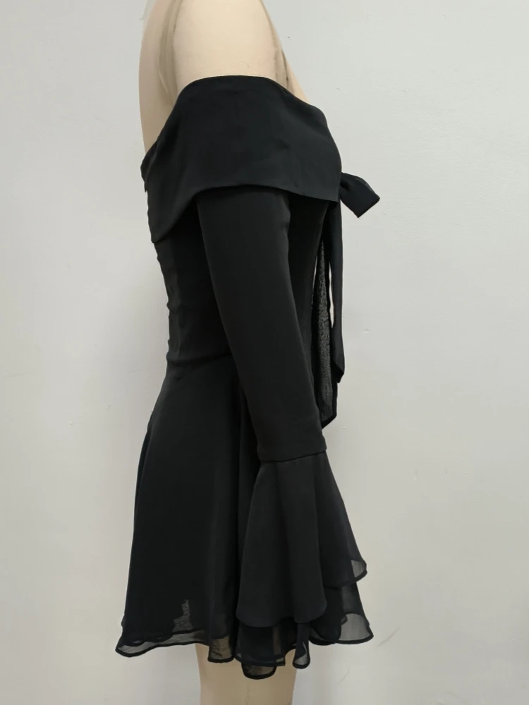 Sexy Long Flare Sleeve Lace-up Bow A-line Dress Women Black Red Off Shoulder Backless Pleated Mini Dresses Evening Party Clubwea Sexy Long Flare Sleeve Lace-up Bow A-line Dress Women Black Red Off Shoulder Backless Pleated Mini Dresses Evening Party Clubwea