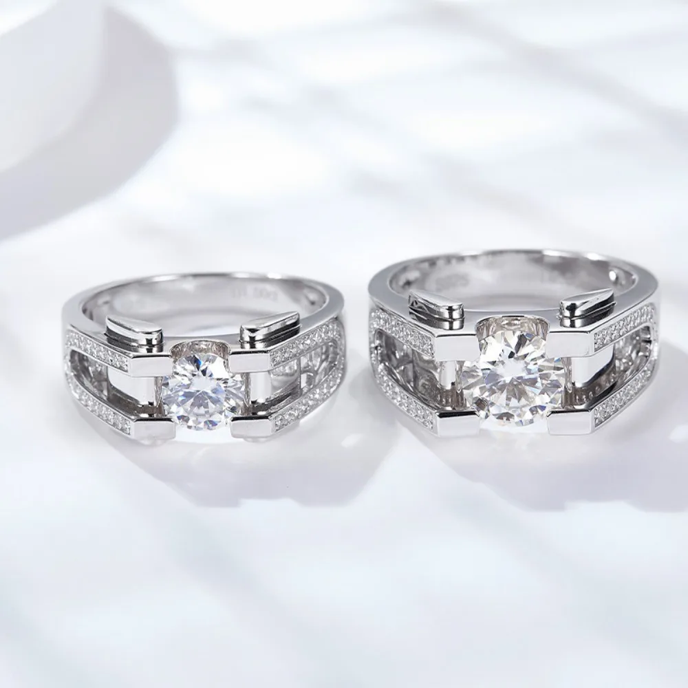 Houtros 1ct/2ct D Color Moissanite Wedding Band For Men 925 Sterling Silver Sparkling Diamond Rings Luxury Jewelry Certifited Houtros 1ct/2ct D Color Moissanite Wedding Band For Men 925 Sterling Silver Sparkling Diamond Rings Luxury Jewelry Certifited