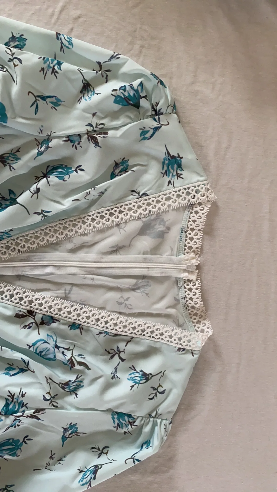 Women Floral Print Mini Dress High Waist A-Line Summer Autumn Long Sleeve V Neck Dresses Vintage Beach Vacation Casual Vestidos Women Floral Print Mini Dress High Waist A-Line Summer Autumn Long Sleeve V Neck Dresses Vintage Beach Vacation Casual Vestidos
