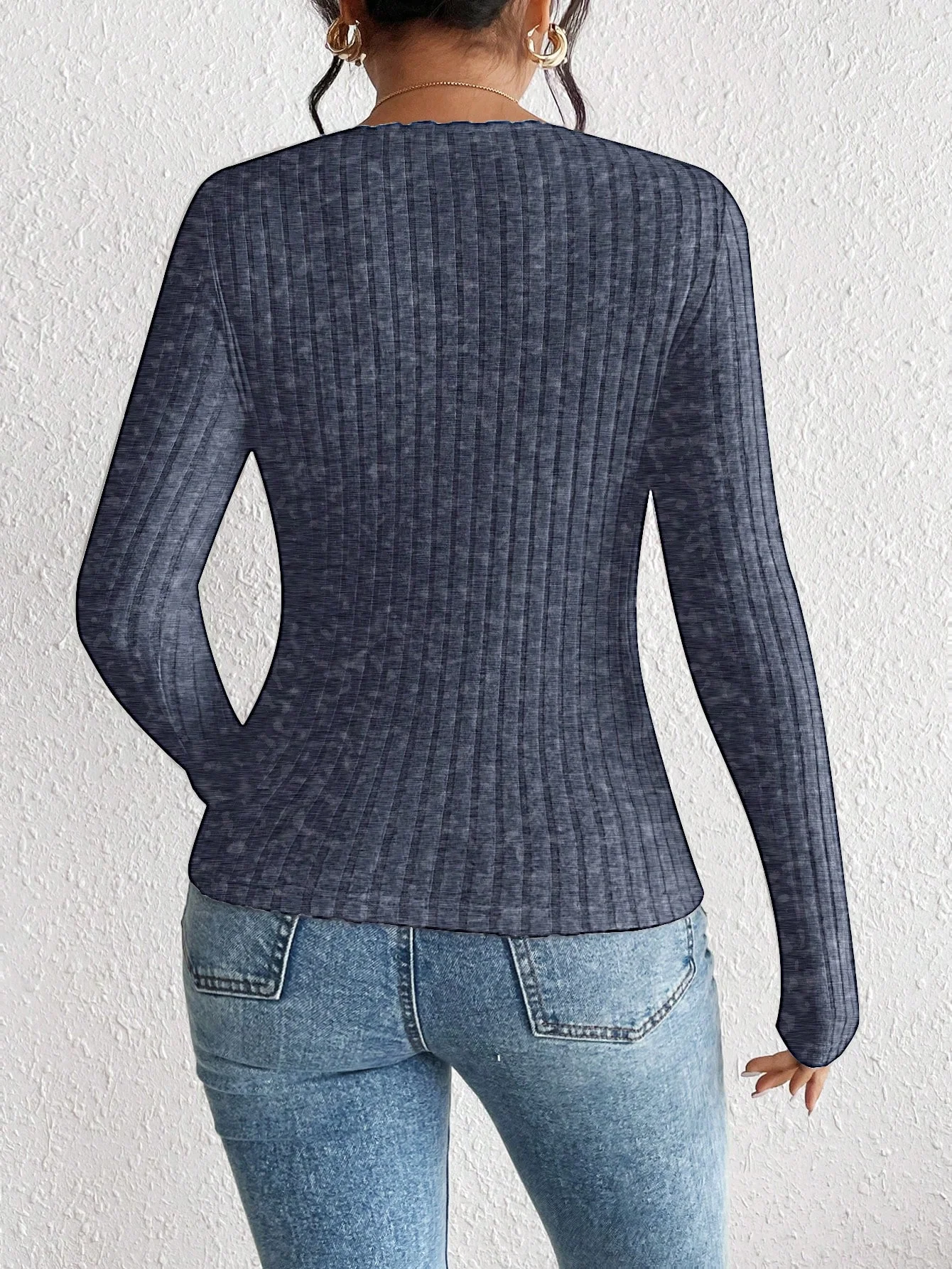 Autumn and winter fashion diamond collar knitted bottom shirt, women's casual long-sleeved tops, knitted long-sleeved T-shirt Autumn and winter fashion diamond collar knitted bottom shirt, women's casual long-sleeved tops, knitted long-sleeved T-shirt
