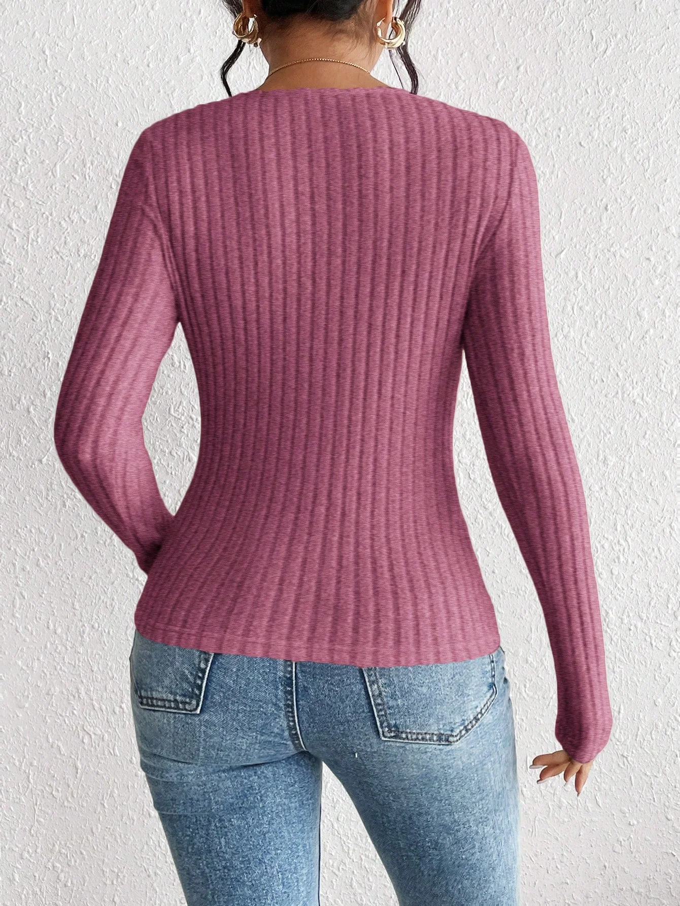 Autumn and winter fashion diamond collar knitted bottom shirt, women's casual long-sleeved tops, knitted long-sleeved T-shirt Autumn and winter fashion diamond collar knitted bottom shirt, women's casual long-sleeved tops, knitted long-sleeved T-shirt