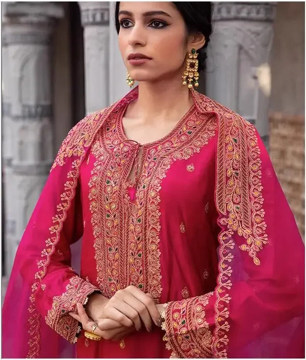Indian Heavy Industry Embroidered Ethnic Style Clothing Side Chabi Dress