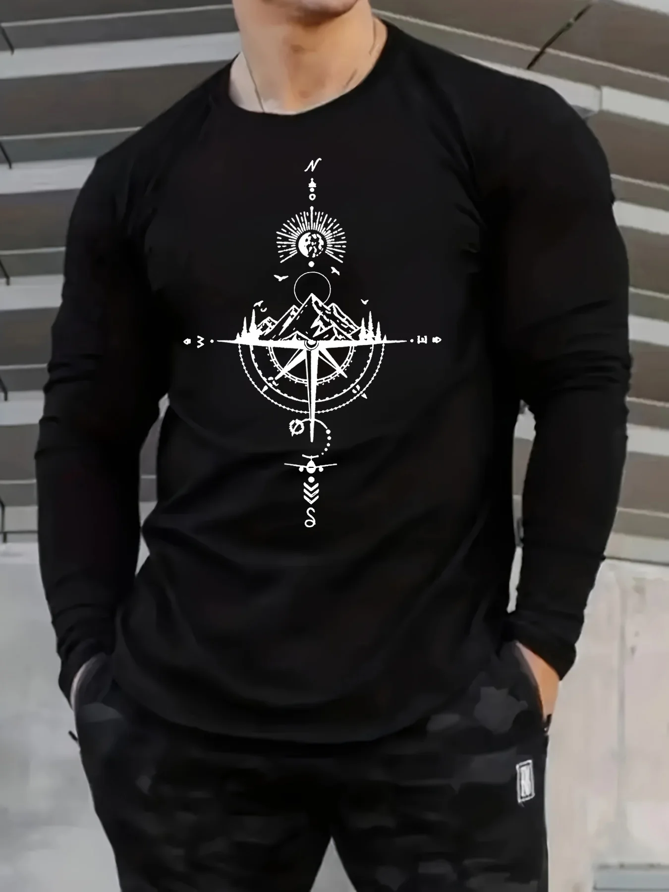 Men's 100% pure cotton loose fit comfortable sports and leisure mountain compass pattern printed round neck long sleeved T-shirt Men's 100% pure cotton loose fit comfortable sports and leisure mountain compass pattern printed round neck long sleeved T-shirt