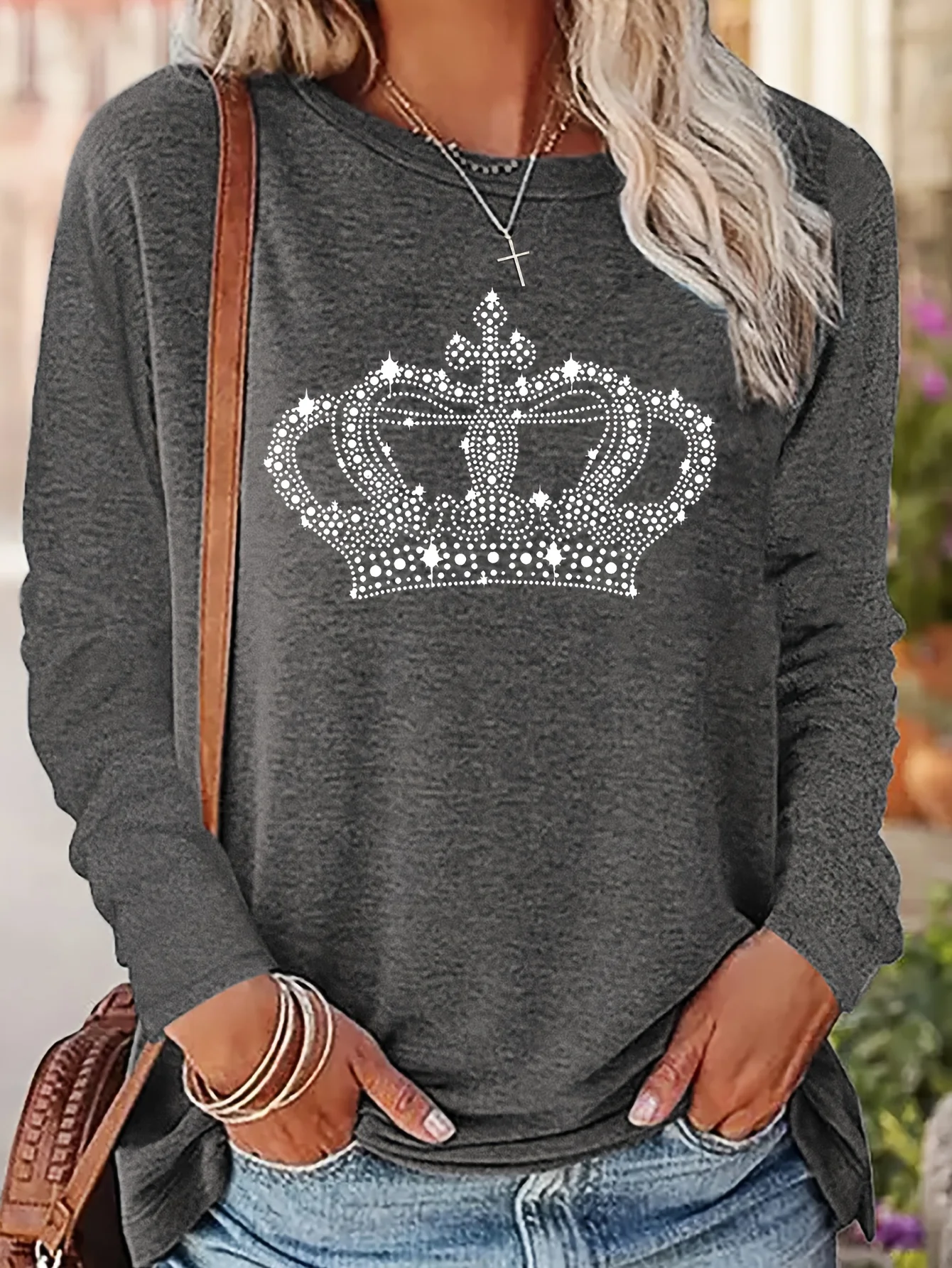 Crown Print T shirt Long Sleeve Crew Neck Autumn winter top women's long sleeved T-shirt loose comfortable black
