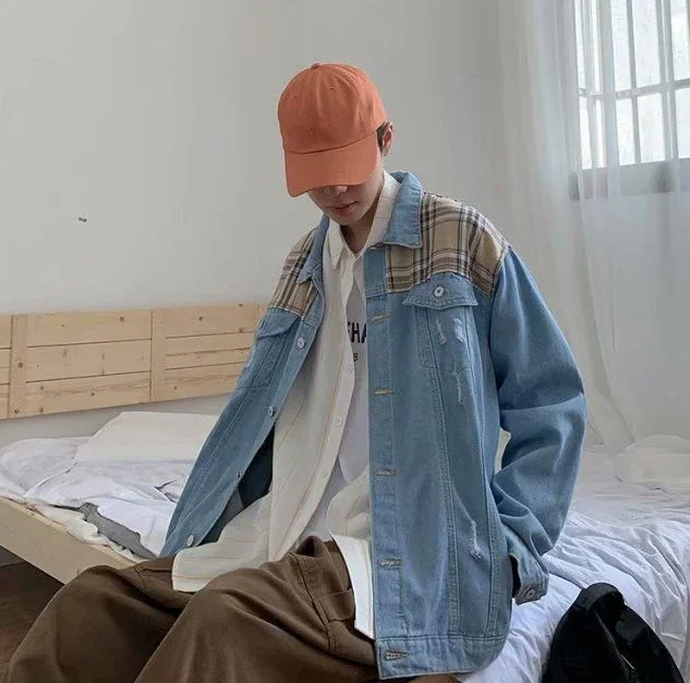 Male Jean Coats Ripped Men's Denim Jacket Casual Slim with Hole Vintage Short Autumn Fast Delvery Original Y2k Low Price Korea G Male Jean Coats Ripped Men's Denim Jacket Casual Slim with Hole Vintage Short Autumn Fast Delvery Original Y2k Low Price Korea G